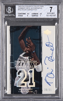 2003-04 UD "Exquisite Collection" Number Pieces #KG Kevin Garnett Signed Card (#20/21) – BGS NM 7/BGS 10